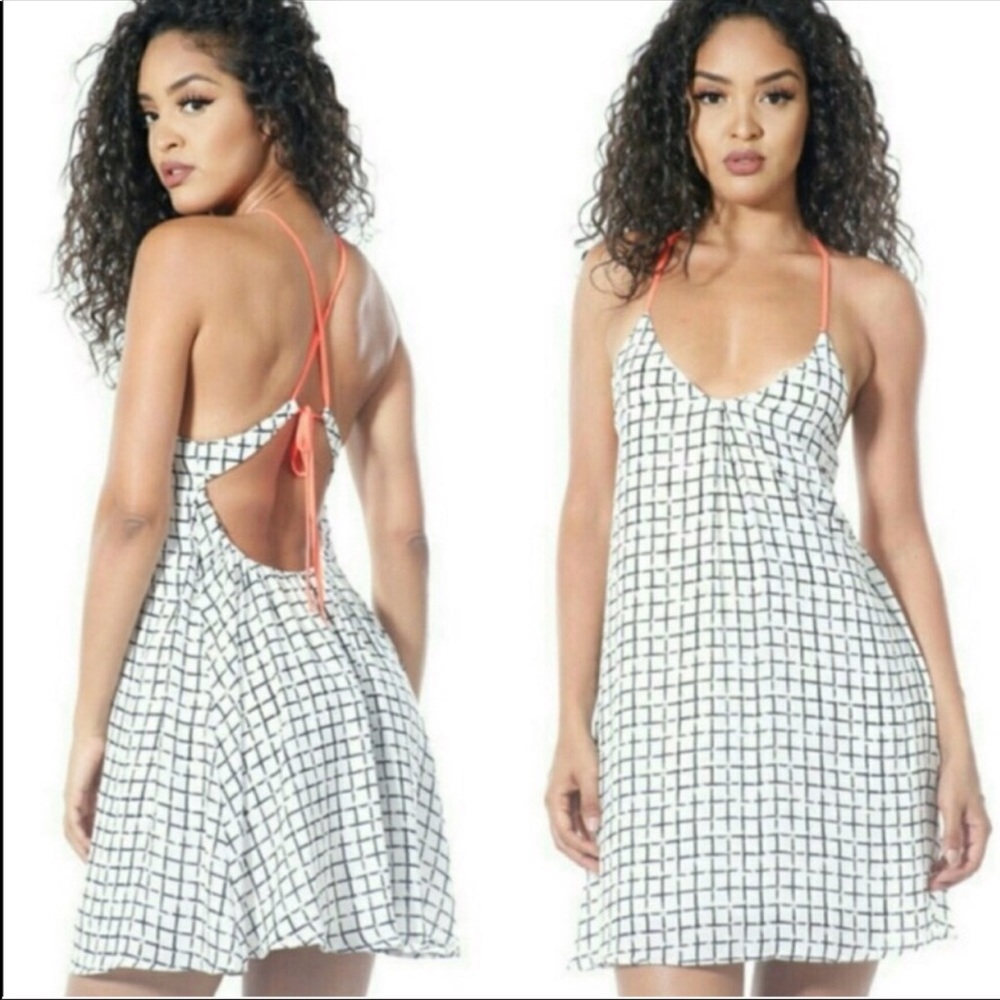 ❣️Sale was $45 down sizing❣️ Comfy adorable checkered dress